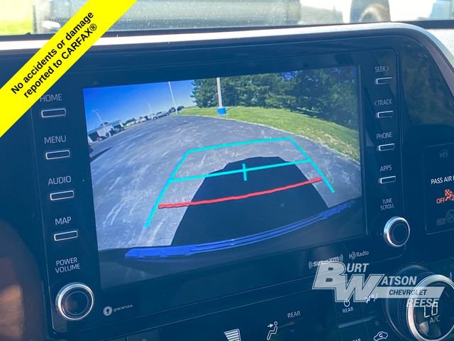 Used 2021 Toyota Highlander XLE AWD/4WD image 27