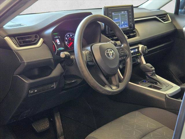 Used 2020 Toyota RAV4 XLE w/ Convenience Package FWD image 9
