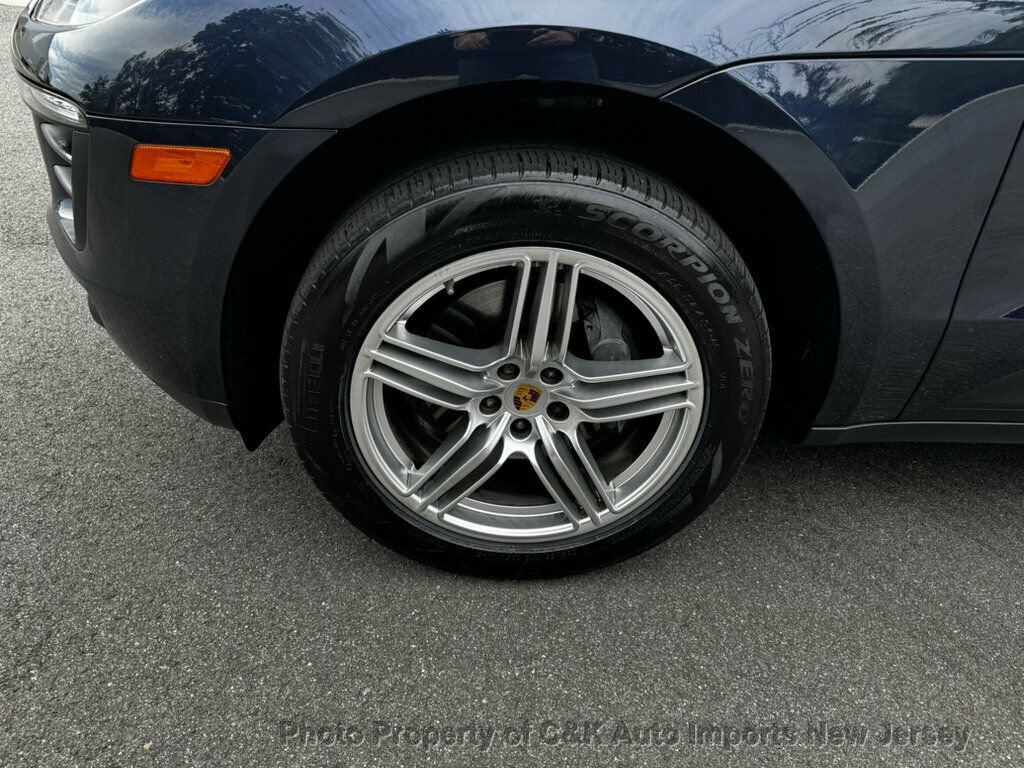Used 2017 Porsche Macan AWD/4WD image 14