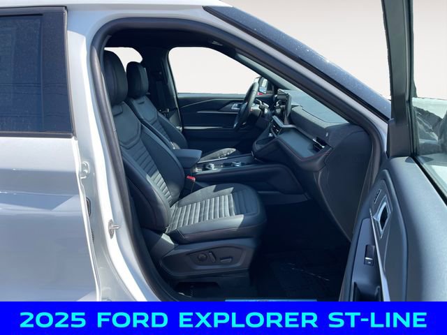 New 2025 Ford Explorer ST-Line w/ Premium Package image 15