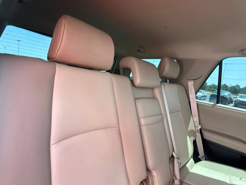 Used 2024 Toyota 4Runner SR5 Premium w/ Moonroof Package AWD/4WD image 28