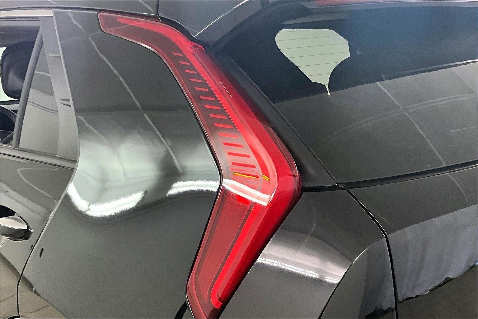 Used 2023 Kia Niro Wave image 23