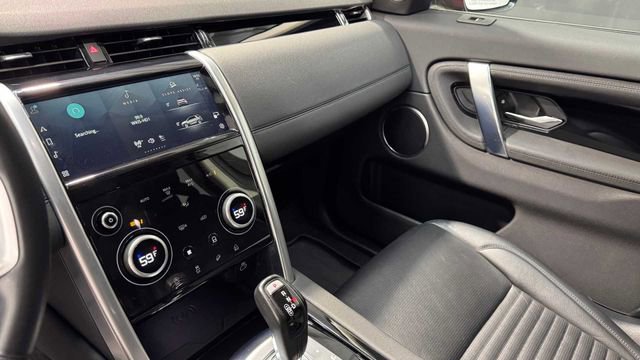 Used 2021 Land Rover Discovery Sport S image 28