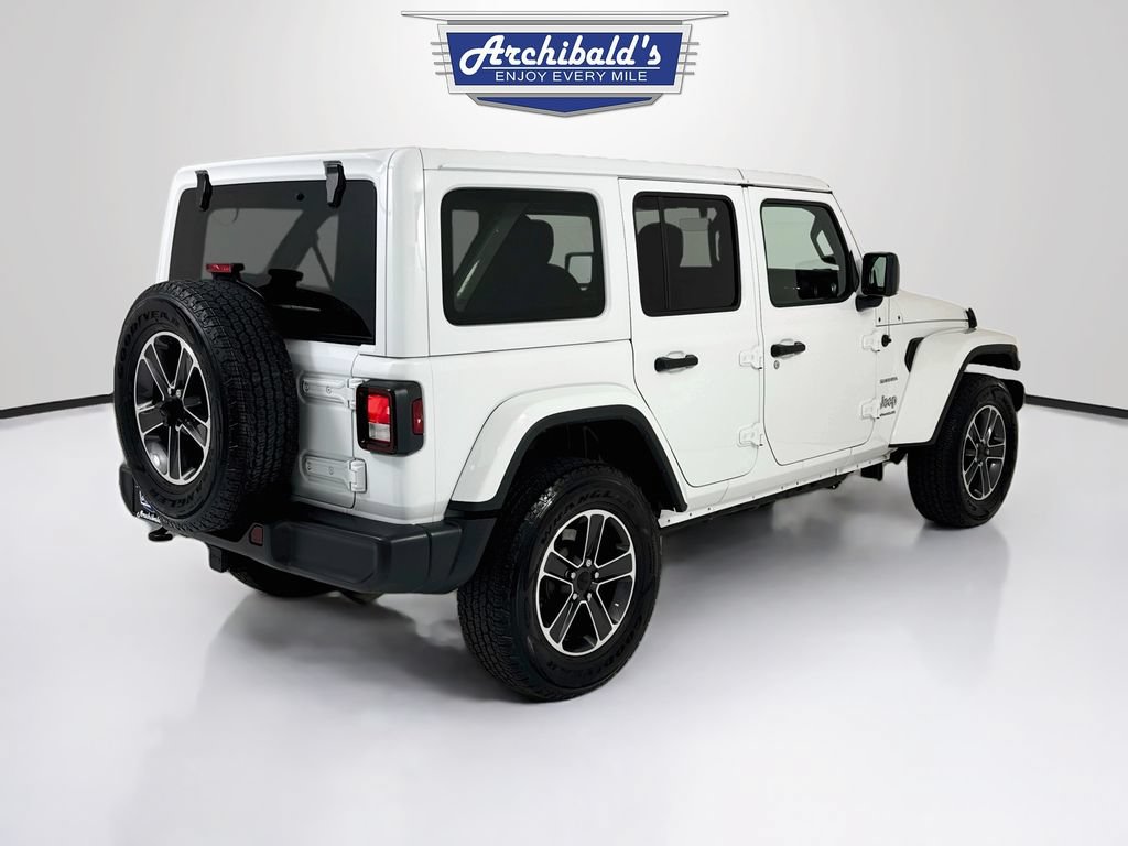 Used 2023 Jeep Wrangler Unlimited Sahara w/ Cold Weather Group AWD/4WD image 8