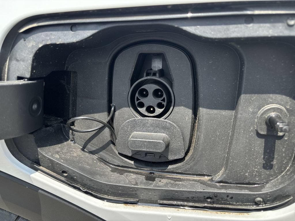 New 2026 Chevrolet Equinox EV LT AWD/4WD image 35