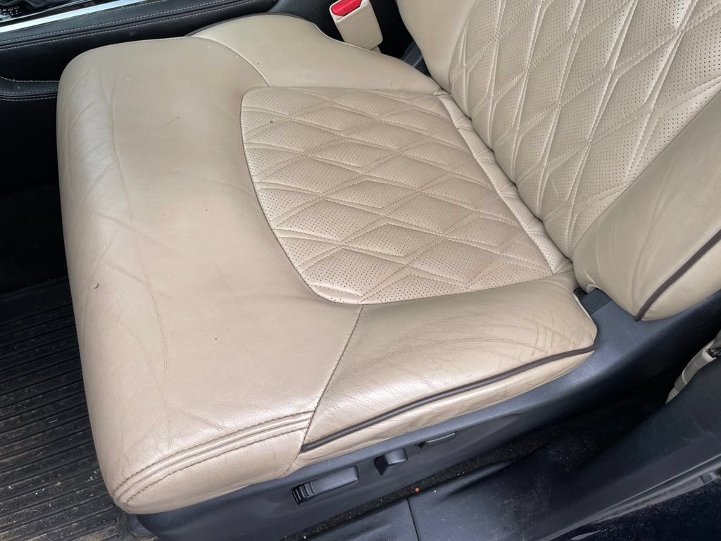 Used 2021 Nissan Armada Platinum w/ Captain's Chairs Package RWD image 26