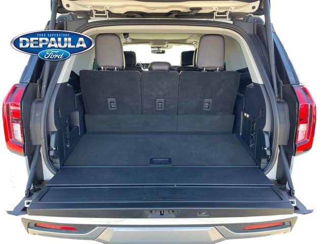 Certified 2025 Ford Expedition Platinum w/ Platinum Ultimate Package image 6