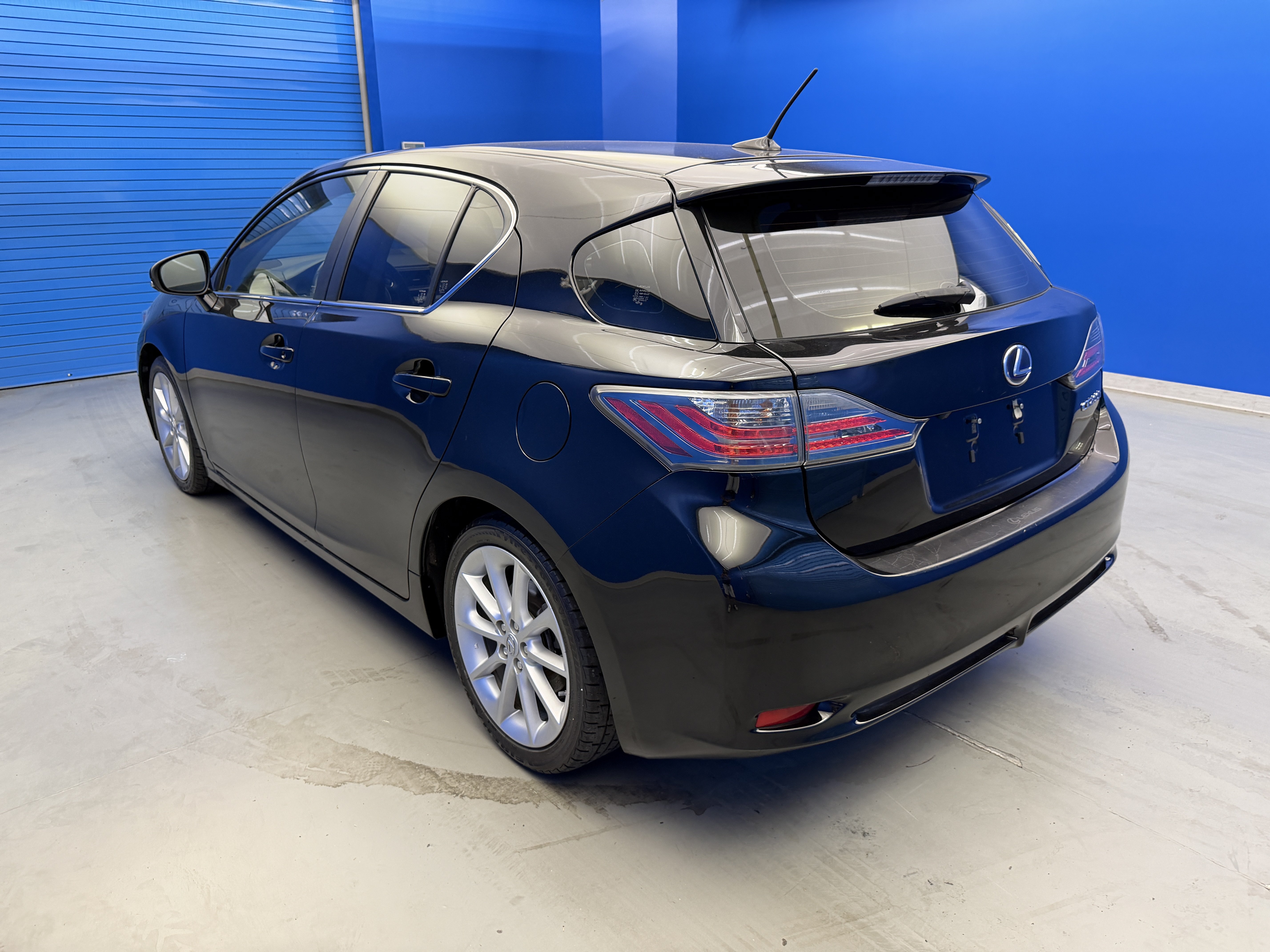 Used 2012 Lexus CT 200h Premium w/ Premium Audio Pkg FWD image 5