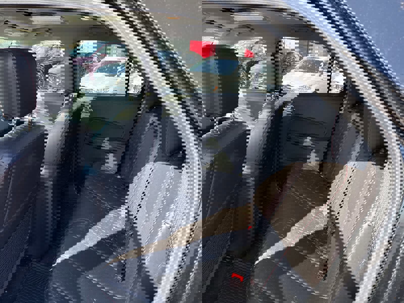 Used 2017 Chevrolet Equinox LT image 17