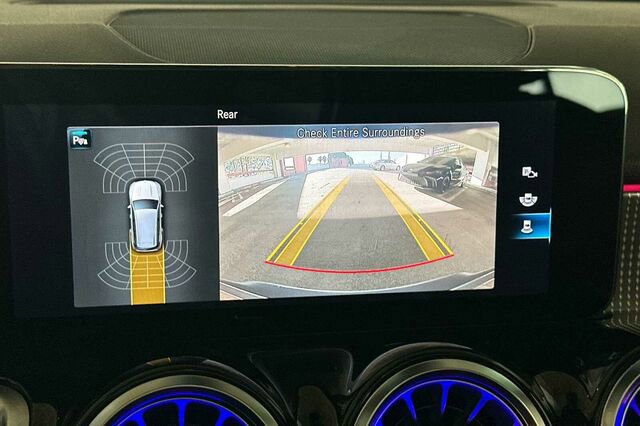 Certified 2022 Mercedes-Benz EQB 350 4MATIC image 25