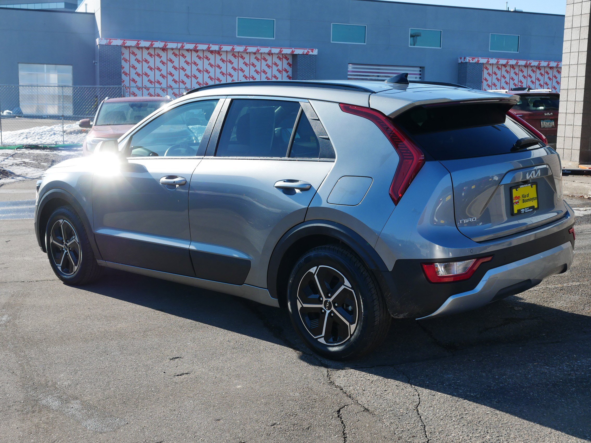 Certified 2023 Kia Niro EX image 5