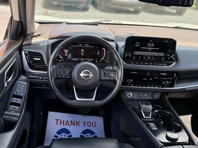 Used 2023 Nissan Rogue Platinum w/ Platinum Premium Package image 7