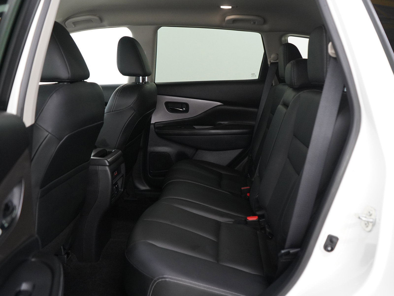 Used 2024 Nissan Murano SV w/ SV Midnight Edition Package image 15