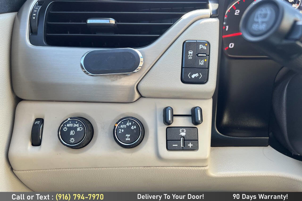 Used 2015 GMC Yukon Denali w/ Open Road Package AWD/4WD image 25