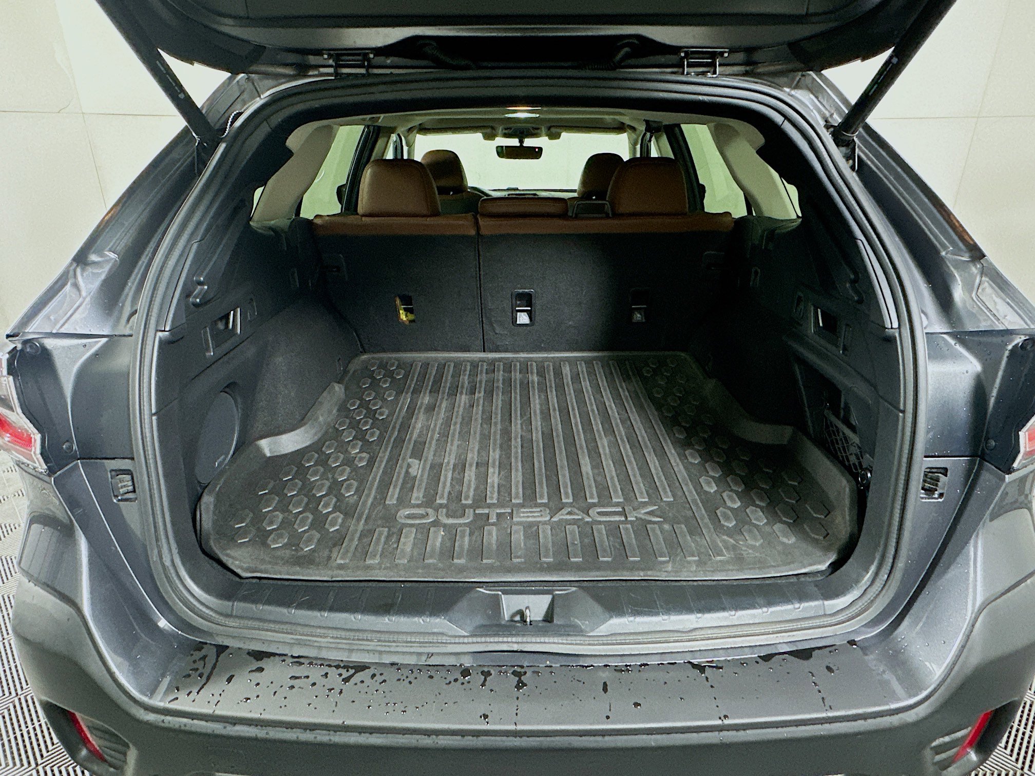 Used 2020 Subaru Outback Touring AWD/4WD image 31