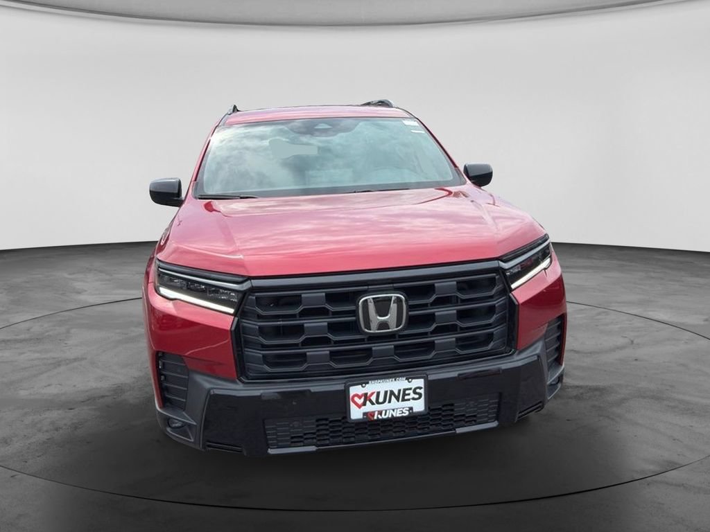 New 2026 Honda Pilot Sport image 3