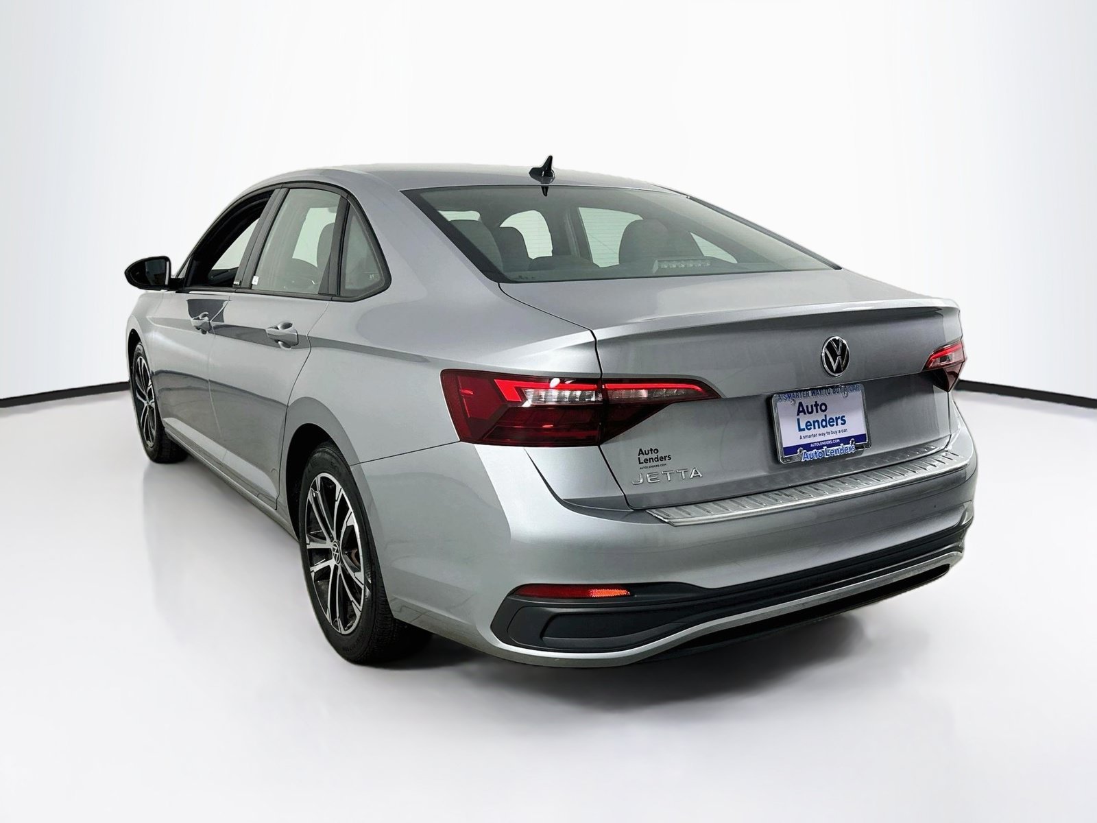Used 2024 Volkswagen Jetta Sport FWD image 7