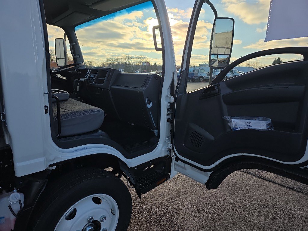 New 2026 Isuzu NPR image 7