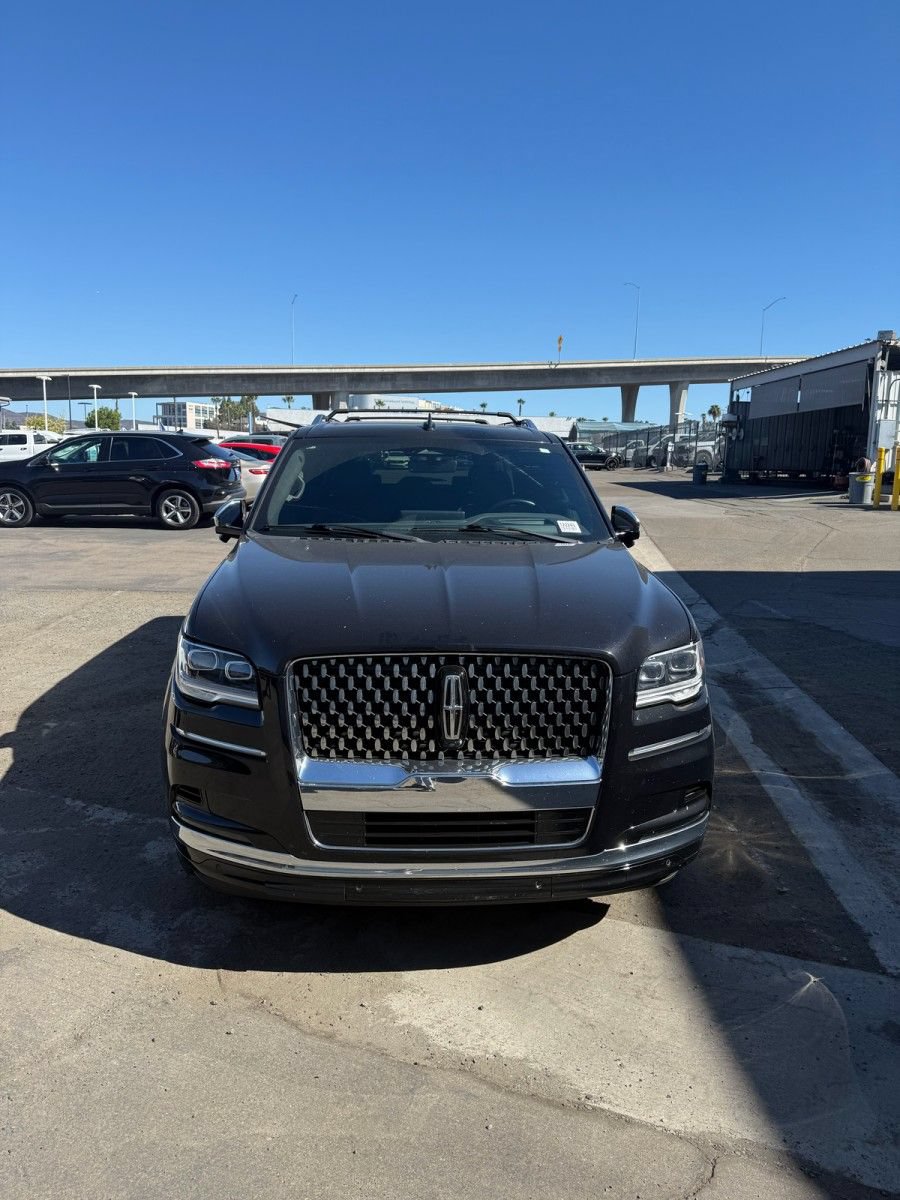 Certified 2023 Lincoln Navigator L Black Label AWD/4WD image 5