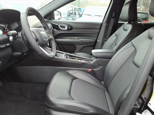 New 2026 Jeep Compass Latitude image 7