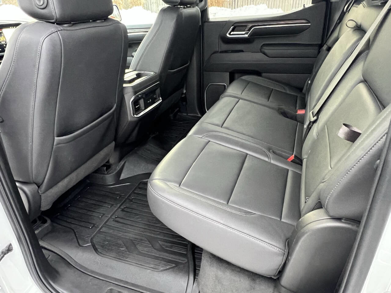 Used 2023 GMC Sierra 1500 SLT w/ SLT Premium Package image 23