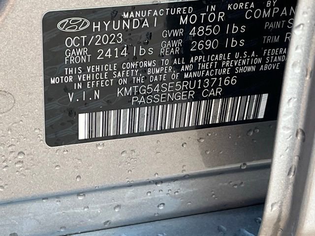 Used 2024 Genesis G70 3.3T Advanced w/ Sport Prestige Package image 37