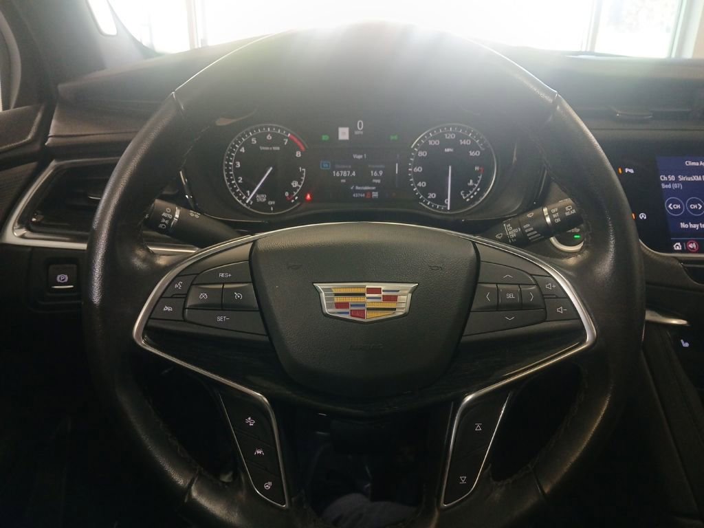Used 2023 Cadillac XT5 Premium Luxury AWD/4WD image 19