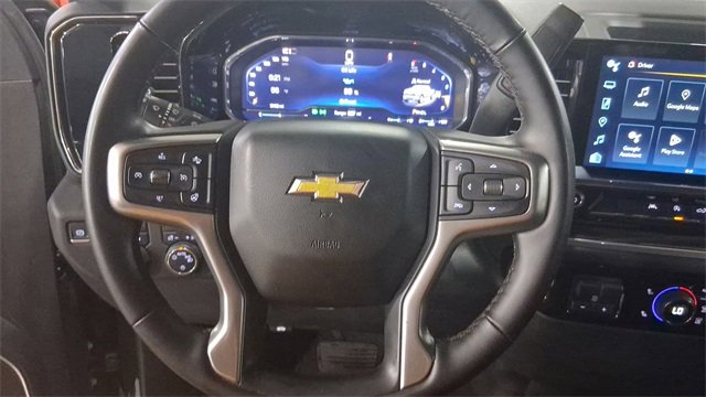 Used 2025 Chevrolet Silverado 1500 LT image 13