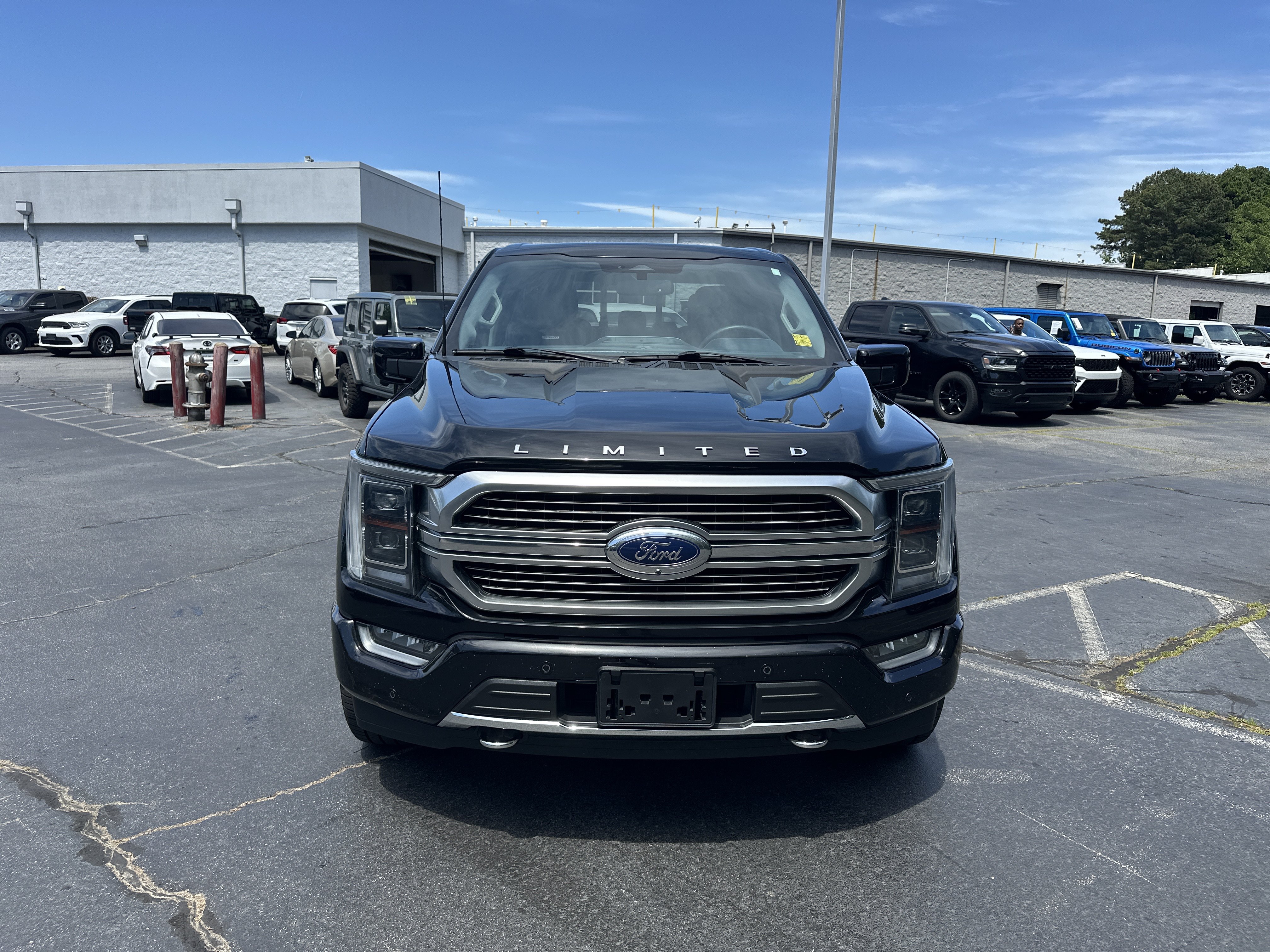 Used 2023 Ford F150 Limited AWD/4WD image 4