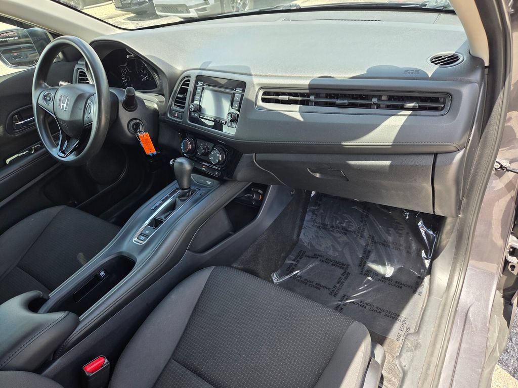 Used 2021 Honda HR-V LX image 15