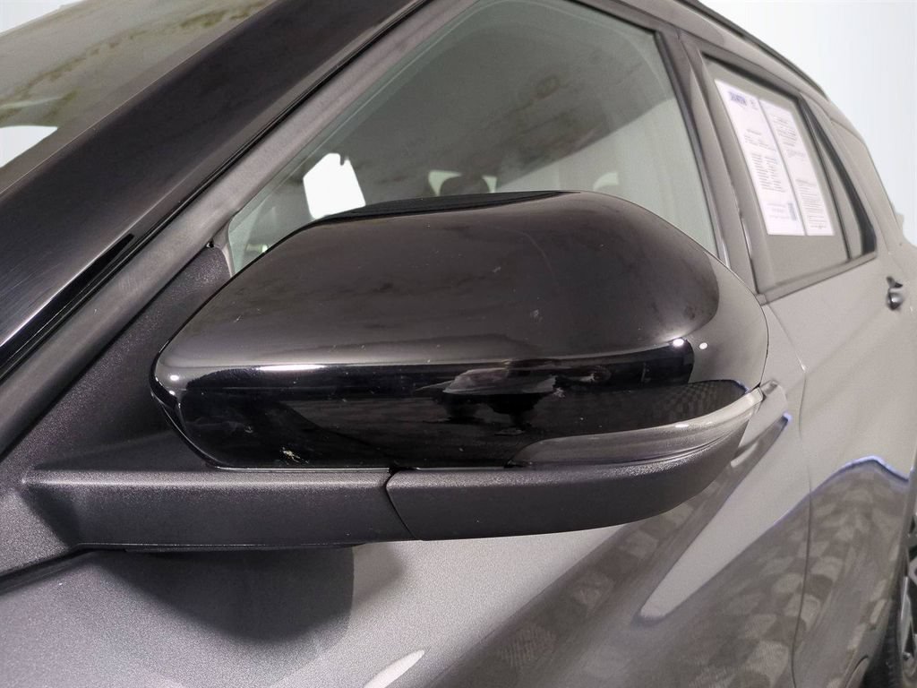 Used 2025 Ford Explorer ST AWD/4WD image 12