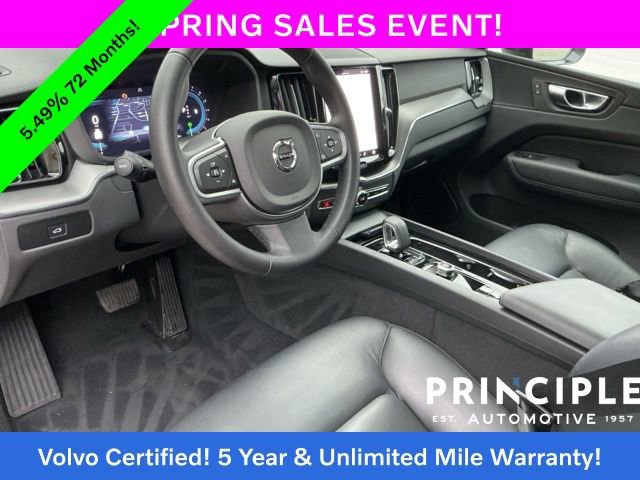 Certified 2025 Volvo XC60 B5 Core image 30