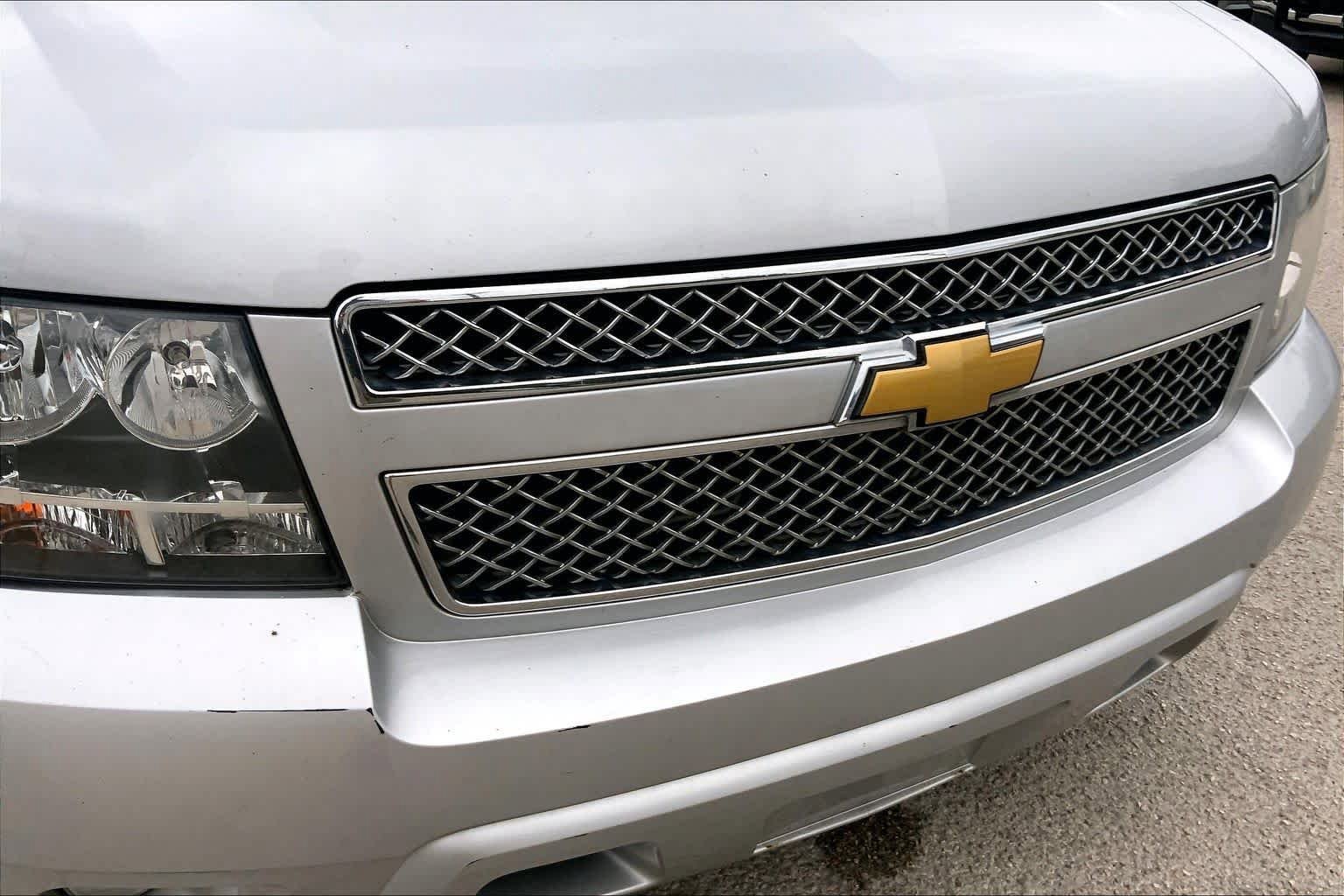 Used 2013 Chevrolet Tahoe LT w/ Texas Edition RWD image 26