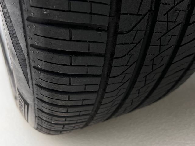 Certified 2026 BMW X5 xDrive50e w/ Climate Comfort Package image 30