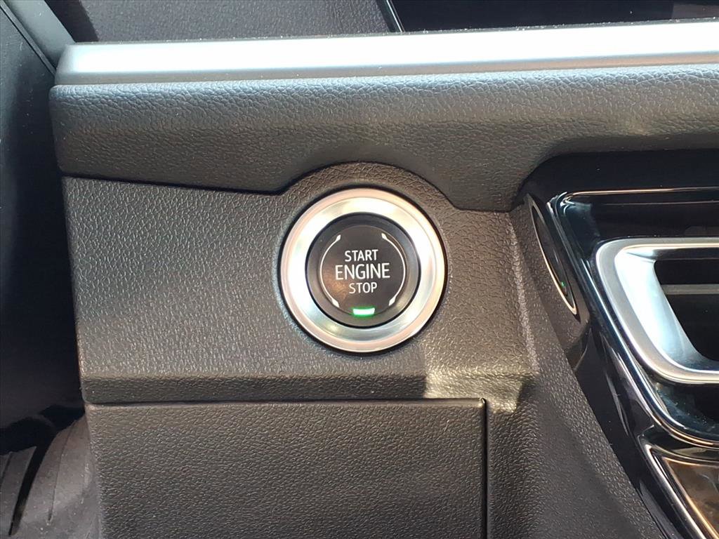 Used 2024 Chevrolet Traverse LT image 14