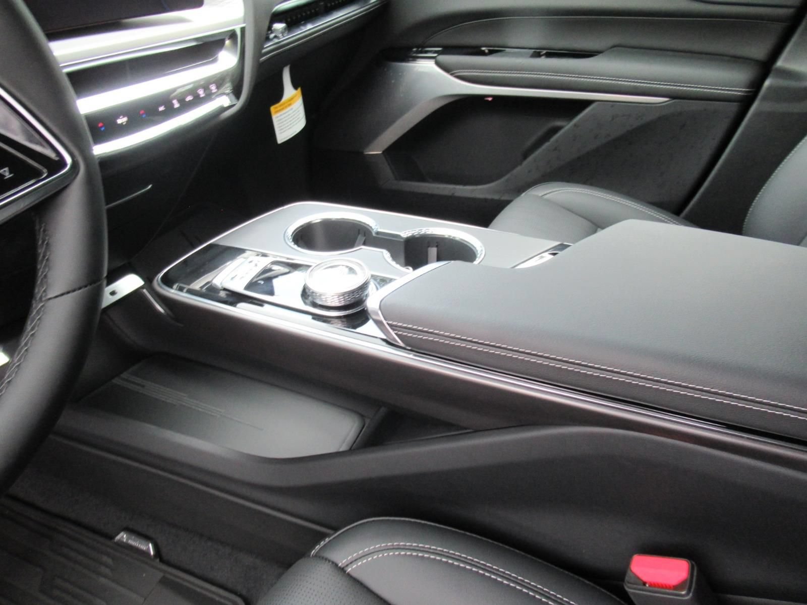 New 2026 Cadillac Lyriq Premium Sport AWD/4WD image 14