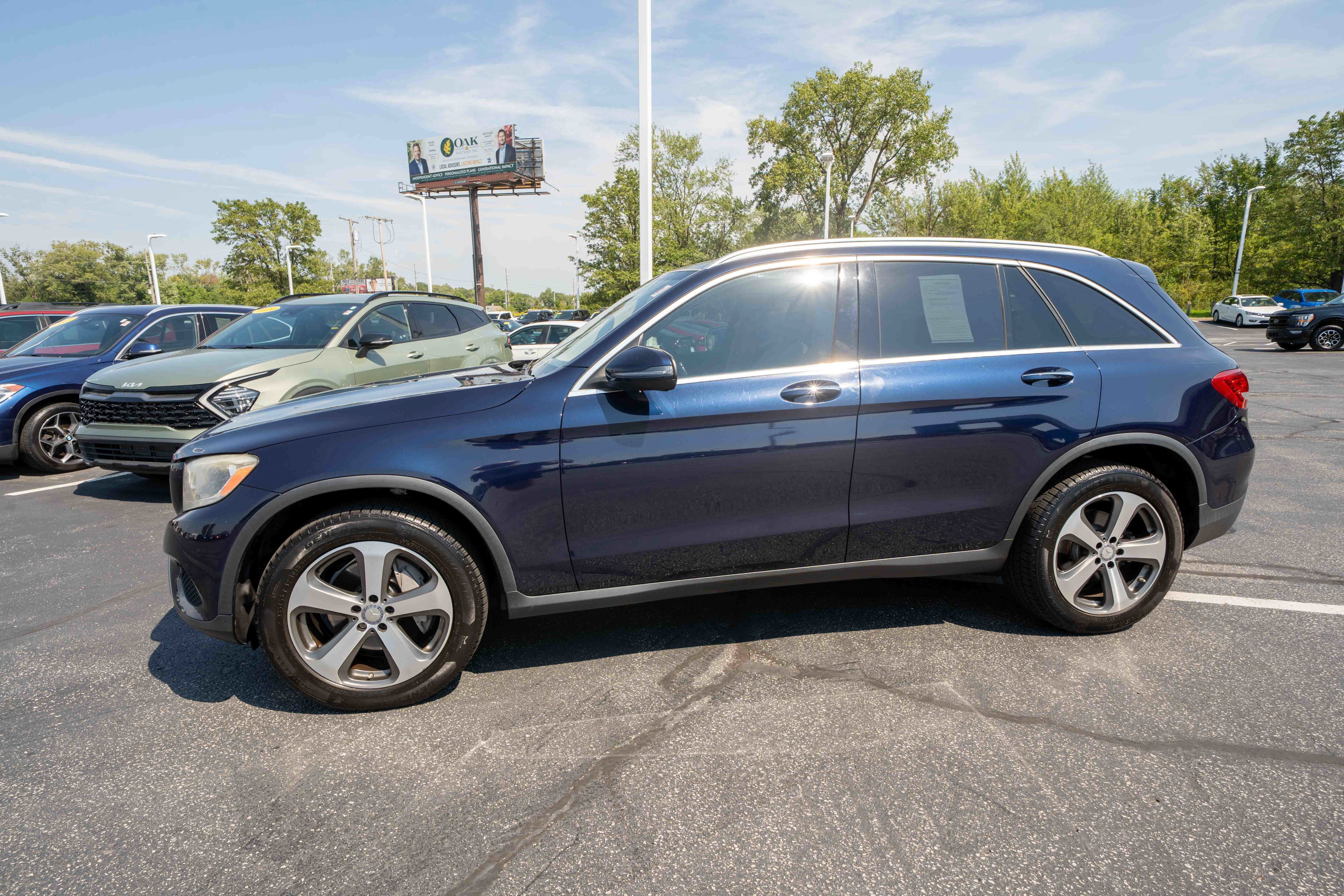 Used 2016 Mercedes-Benz GLC 300 image 3