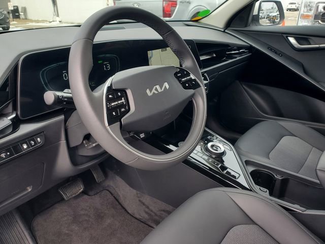 Used 2024 Kia Niro EX image 10