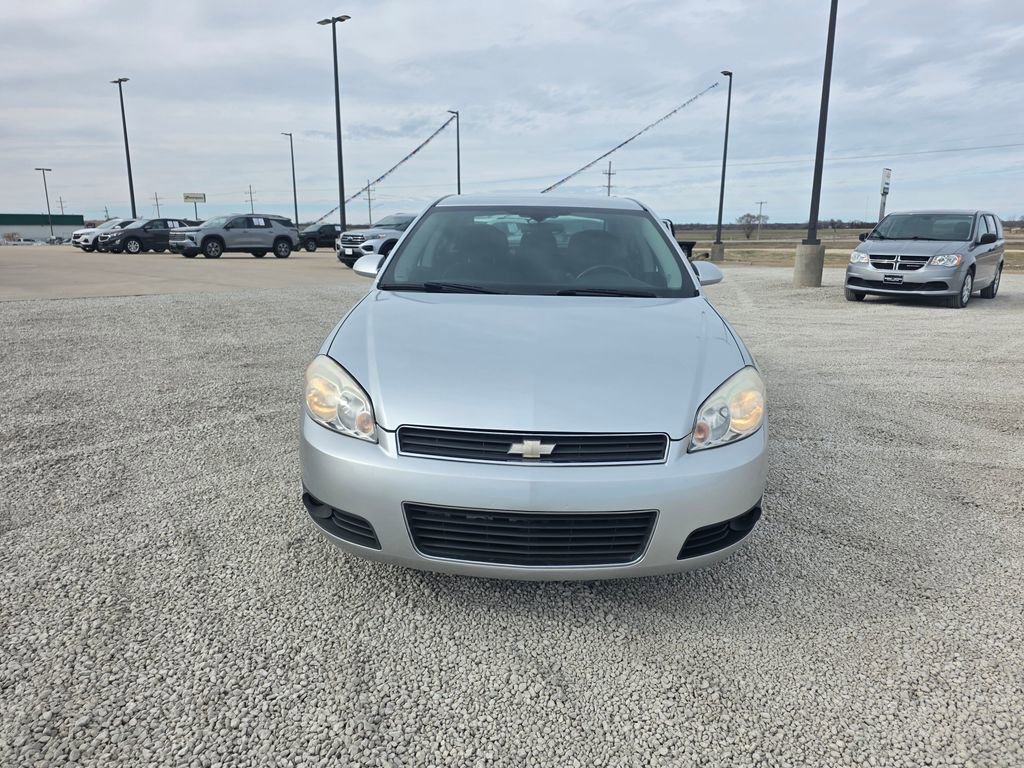 Used 2011 Chevrolet Impala LT image 8