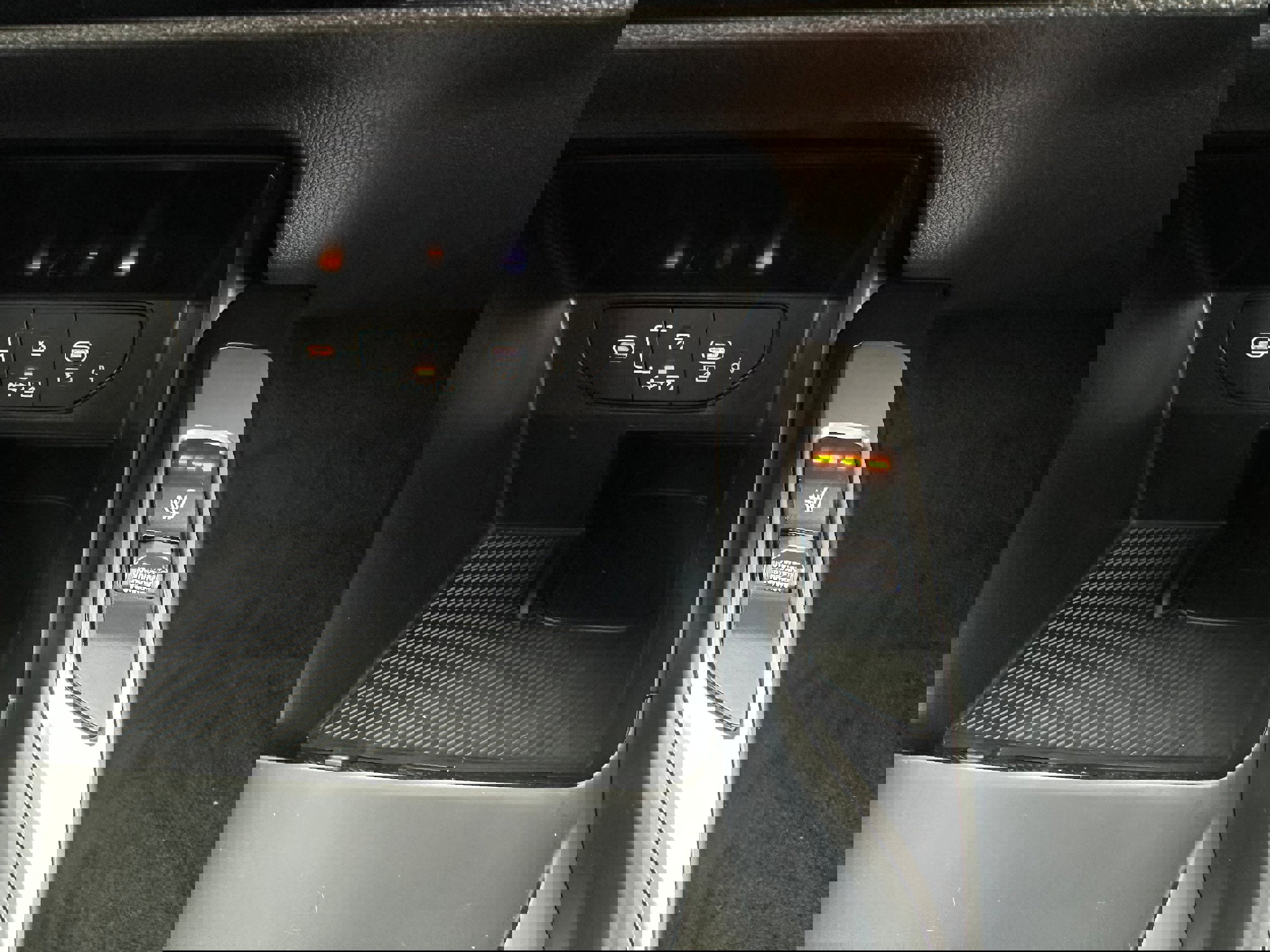 New 2026 Kia Sorento S image 36