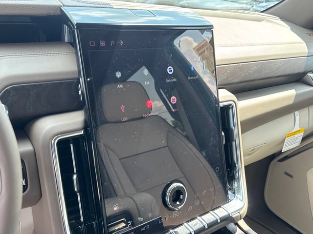 New 2026 GMC Yukon XL Denali w/ Sun & Power Step Package AWD/4WD image 23