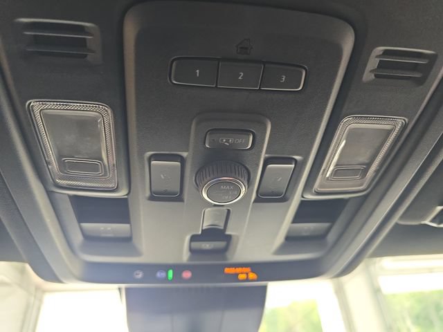 Certified 2024 GMC Yukon XL Denali Ultimate AWD/4WD image 25