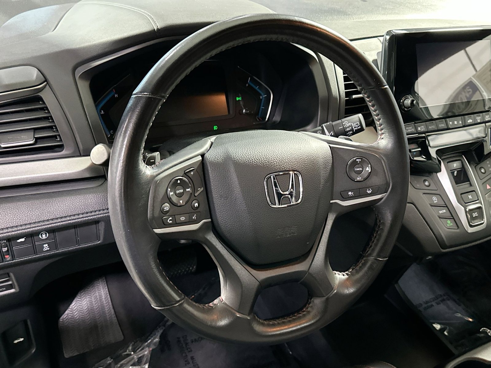 Used 2024 Honda Odyssey Sport image 19