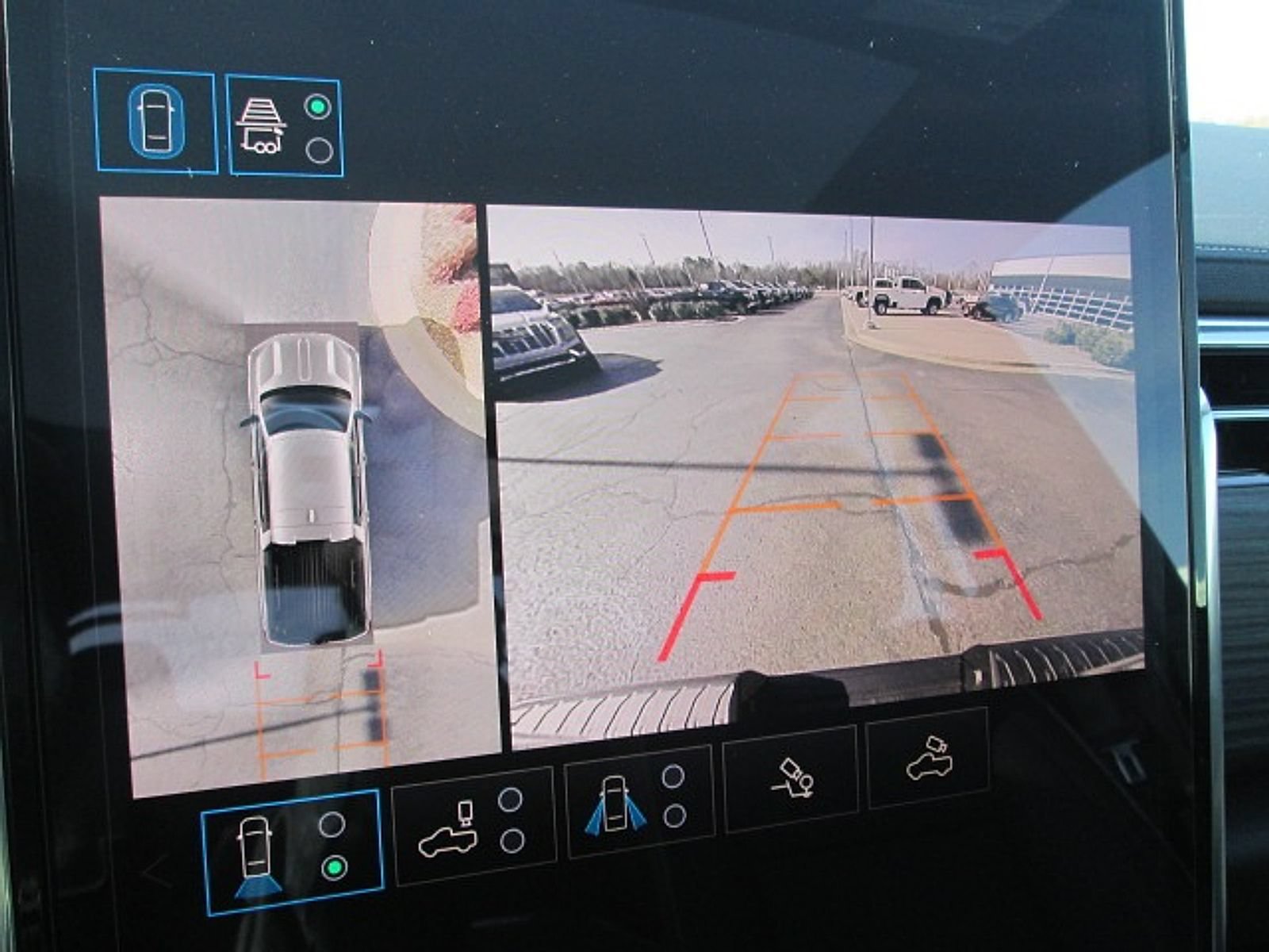 New 2024 GMC Sierra EV Denali AWD/4WD image 13