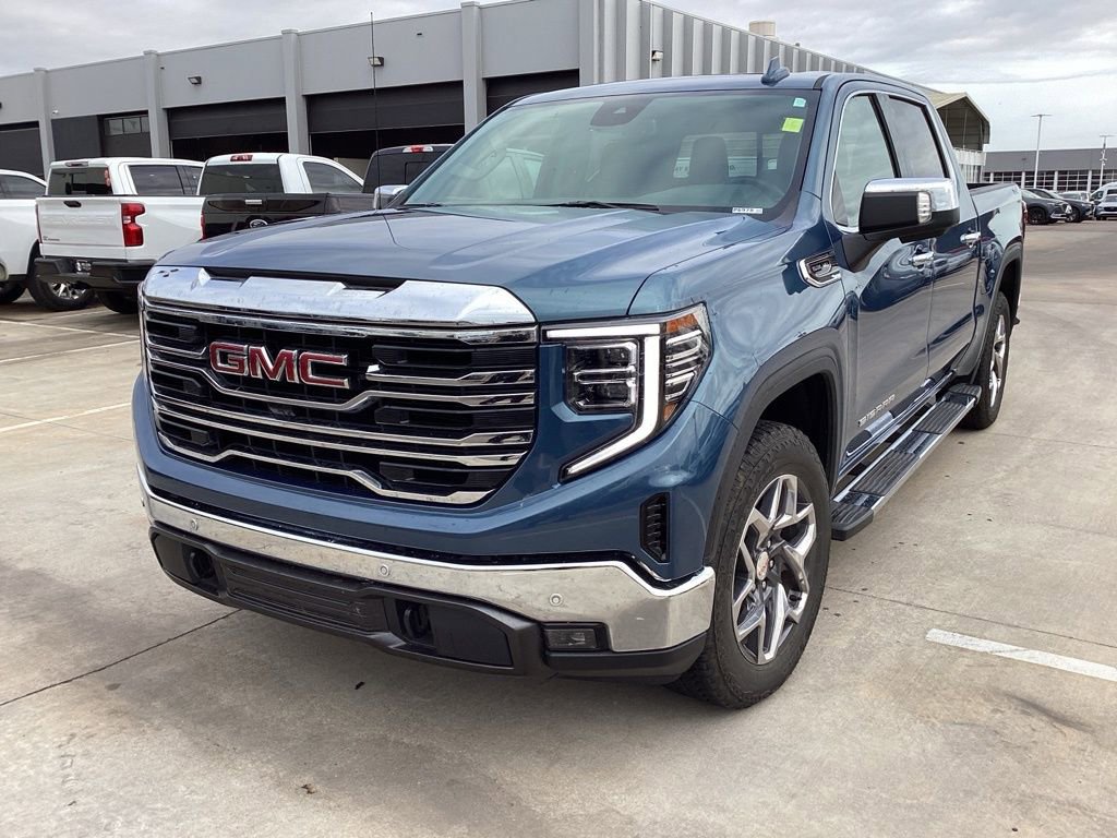 Used 2024 GMC Sierra 1500 SLT w/ SLT Premium Plus Package image 1