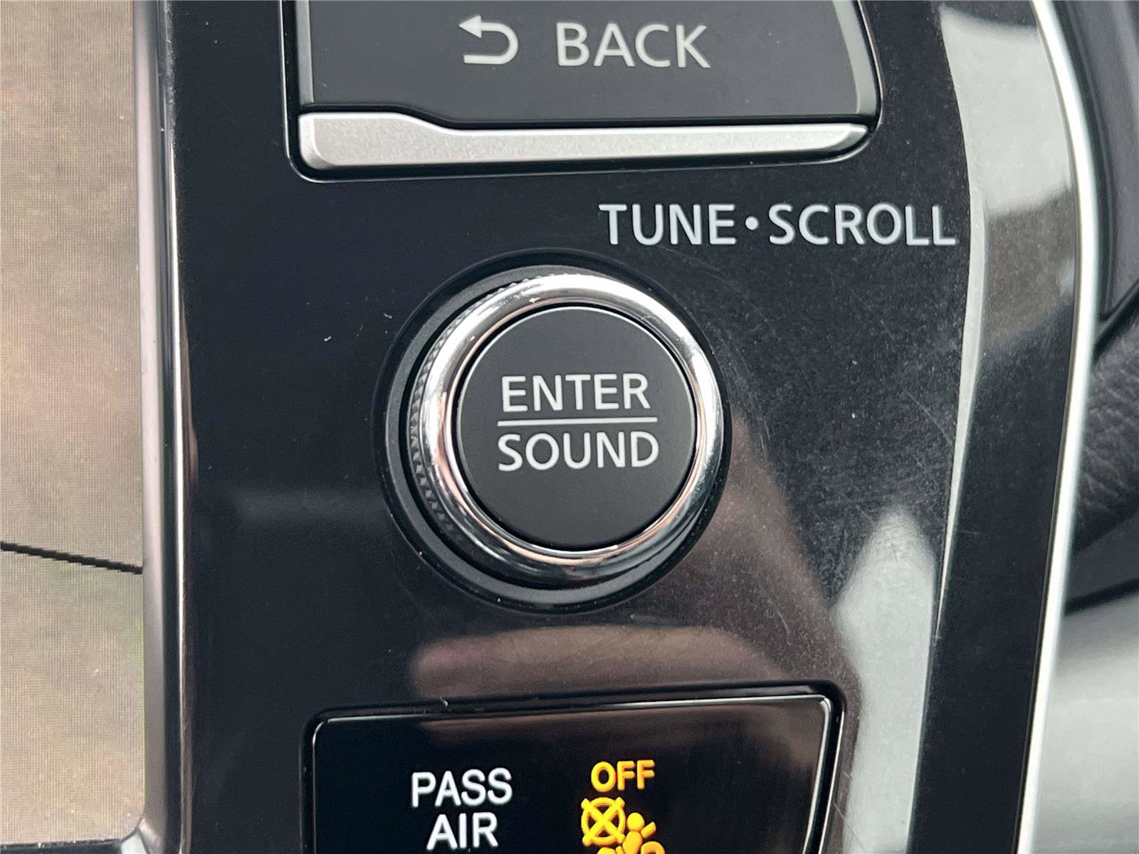 Certified 2023 Nissan Maxima Platinum w/ Sport Mat Group image 39