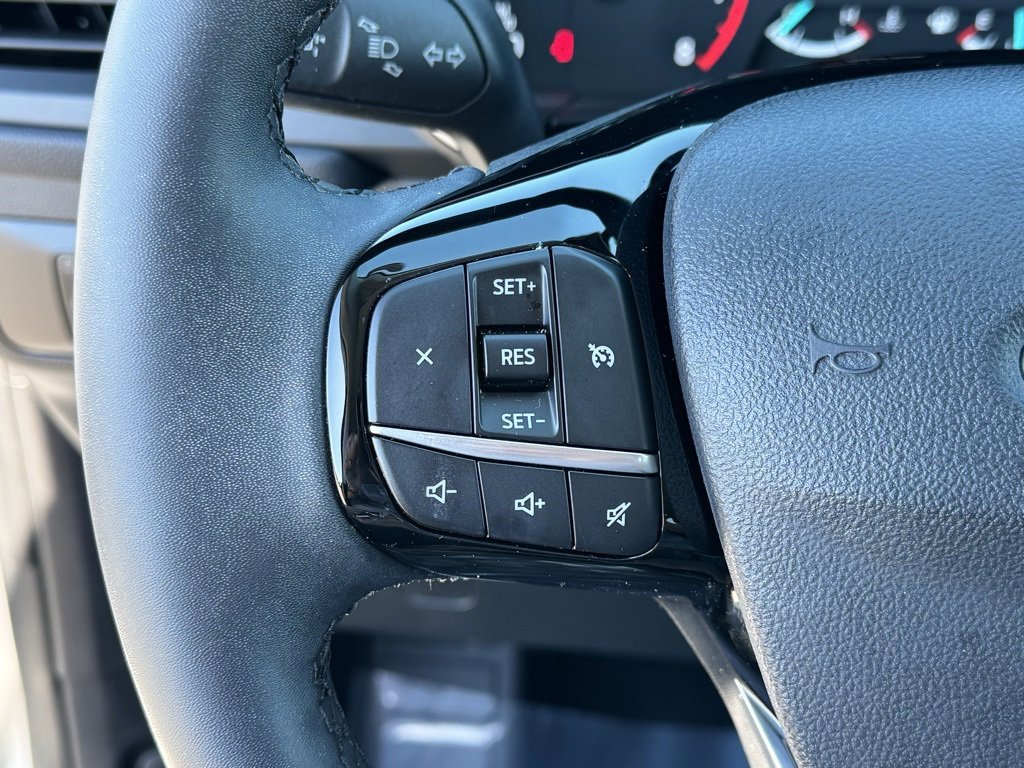 Used 2022 Ford Escape SE w/ Cold Weather Package image 15