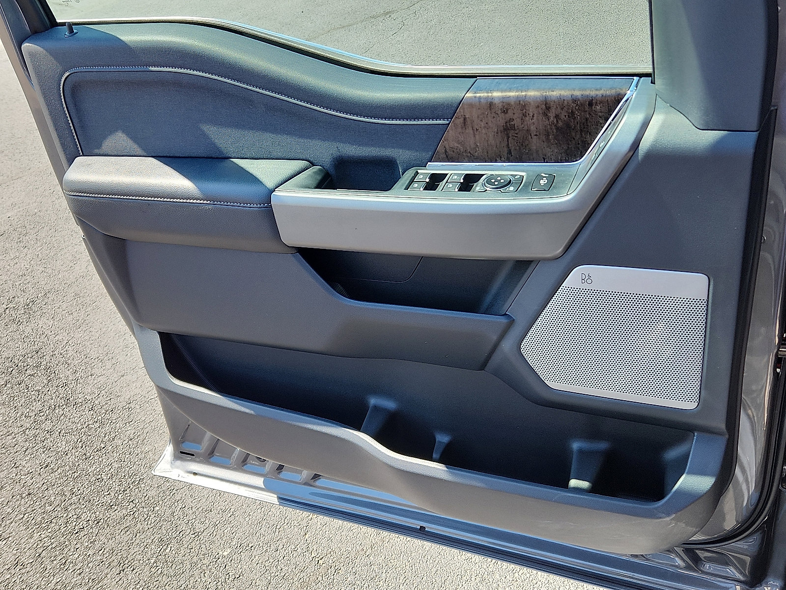 New 2026 Ford F250 4x4 Crew Cab Super Duty image 13