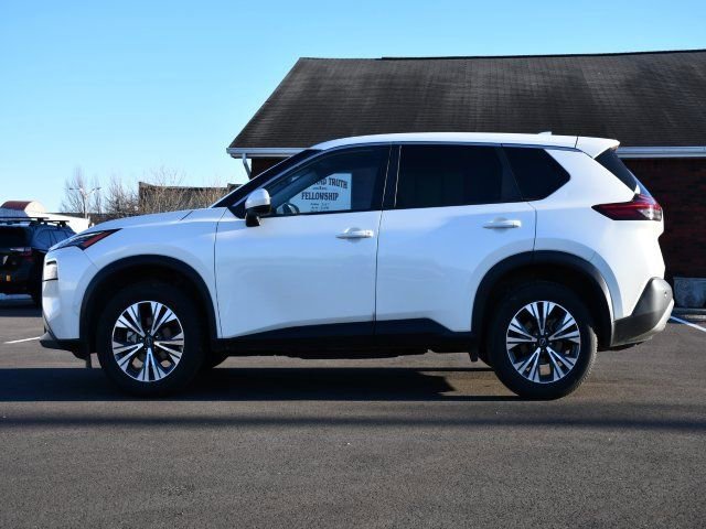 Used 2023 Nissan Rogue SV image 4