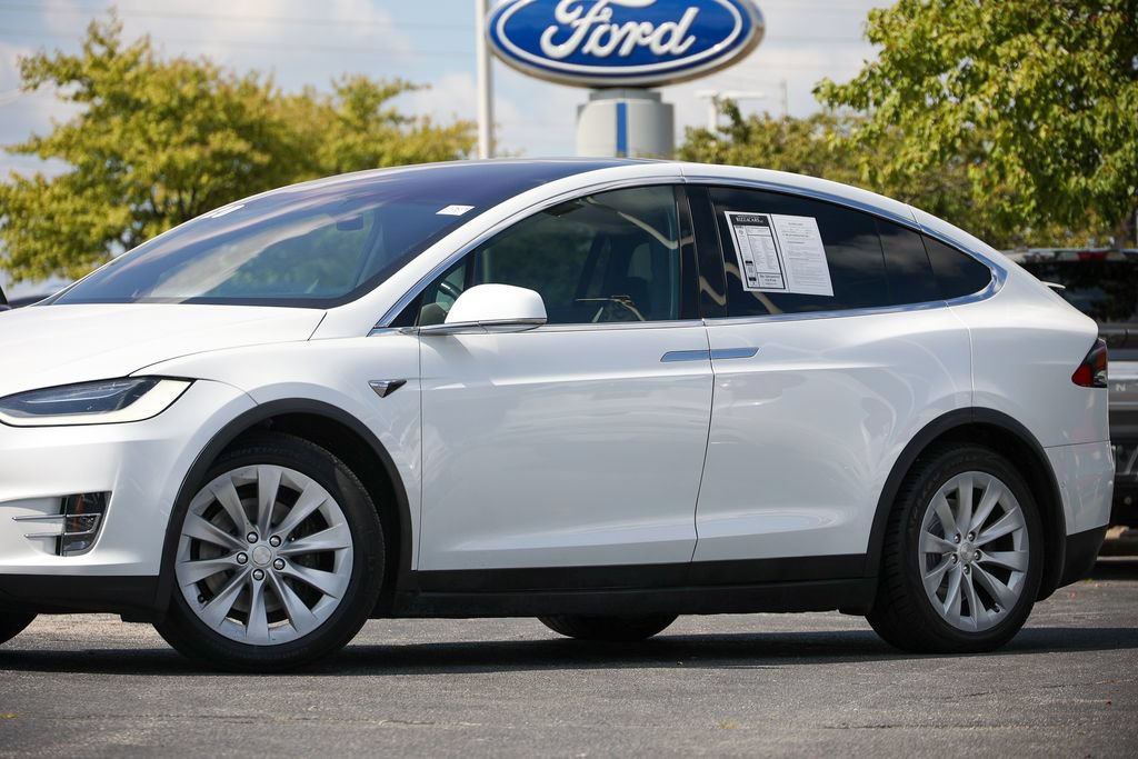 Used 2020 Tesla Model X Long Range AWD/4WD image 9